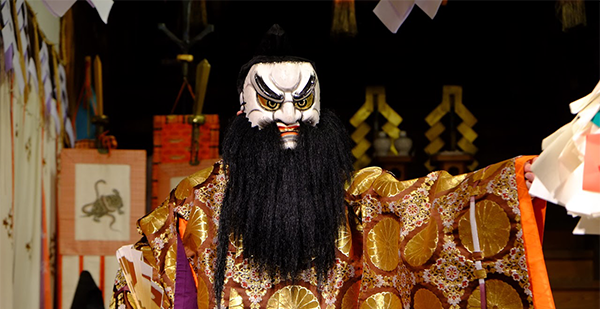 石見神楽須佐之男命